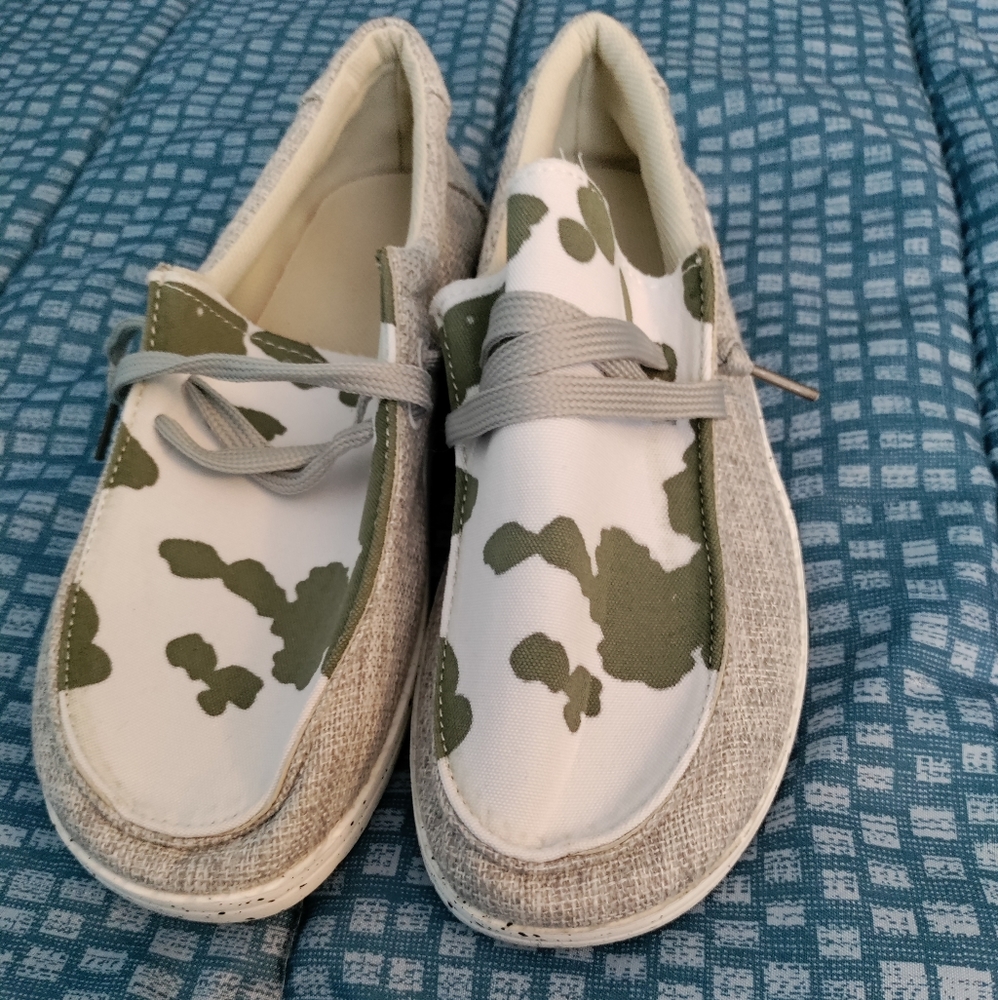 Slip on shoes